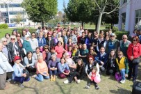 İLKAY - Yaşlılardan Gençlerden Geri Kalmadı