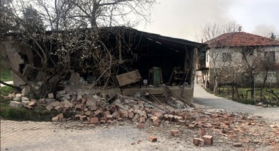 Yeniköy Mahalle Muhtarı Açıklaması 'Girilemeyecek 10 Ev Tespit Ettik'