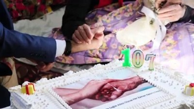 107 Yaşındaki Feriye Nineye Doğum Günü Sürprizi