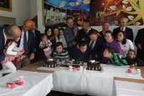 DOWN SENDROMU - Akhisar Protokolü Ve Down Sendromlu Çocuklar Birlikte Pasta Kesti