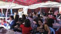 YÖRESEL KIYAFET - Bağdat'ta Türkmenler, Nevruz Bayramı'nı Kutladı