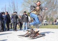 NEVRUZ ATEŞİ - Elbistan'da Nevruz Bayramı Kutlamaları