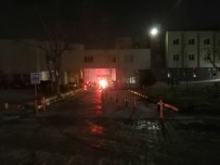 EGE ÜNIVERSITESI HASTANESI - Hastanede Çıkan Yangın Vatandaşları Korkuttu