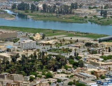 Musul'da feribot battı:100 ölü