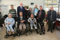 KAZıM KURT - Odunpazarı Belediyesi'nden 55 Engelli Bireye Sandalye Desteği