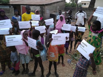 Afrikalı Çocuklardan Cumhurbaşkanı Erdoğan'a Sevgi Mesajı
