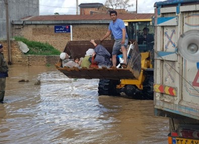 İran'ın Türkmen Sahra Bölgesinde Sel Felaketi