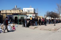 KÖMÜR YARDIMI - Öğrencilerin Öğle Yemekleri Darülacezeden