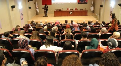 DPÜ'de 'Çanakkale Zaferinin Düşündürdükleri' Konulu Konferans