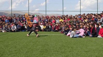 Gercüş'te Sirk Ve Sanat Festivaline Yoğun İlgi