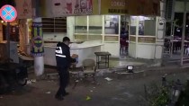 ATATÜRK EĞİTİM VE ARAŞTIRMA HASTANESİ - İzmir'de Bıçaklı Kavga Açıklaması 3 Yaralı