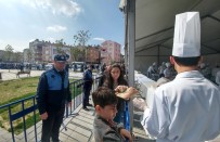 TAVA CİĞERİ - Küçükçekmece'de Düzenlenen Ciğer Festivali'nde 2 Ton Ciğer Dağıtıldı