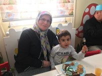 ZÜBEYDE HANıM - Maltepeli Minikler Büyükanne Ve Büyükbabalarıyla Buluştu