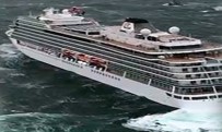 Norveç'te Turist Gemisi Bin 300 Yolcuyla Denizde Sürükleniyor