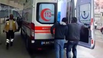 Siirt'te İki Otomobil Çarpıştı Açıklaması 3'Ü Ağır 5 Yaralı
