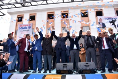 AK Parti'nin Bahşılı'daki Mitingine Binlerce Kişi Katıldı