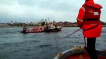 KALAMıŞ - Kadıköy'de Karaya Oturan Teknedeki 6 Kişi Kurtarıldı