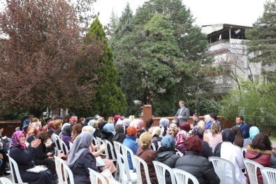 Serdivan'da Her Toplantı Miting Gibi Geçiyor
