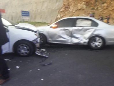 Siverek'te Trafik Kazası Açıklaması 5 Yaralı
