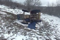 Traktör Altında Kalan 2 Çiftçi Hayatını Kaybetti Haberi