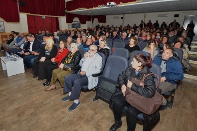 Foça'daki Belgesel Film Akşamında Geçmişe Yolculuk