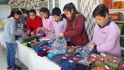 Ortaokul Öğrencilerinden Mehmetçik'e Hediye