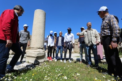 PAÜ'lü Yabancı Öğrenciler Stratonikeia Antik Kentini Gezdi