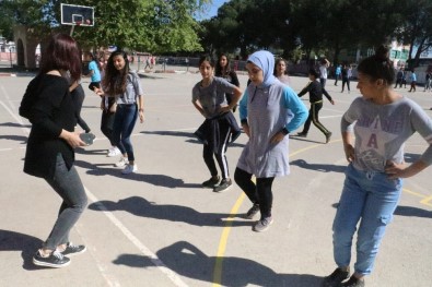 '40 Dakika Teneffüs, 40 Dakika Ders Projesi' Antalya'da Başladı