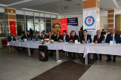 Eğitim Bir-Sen'den 'Bitlis'in Dünü Bugünü Ve Yarını' Konferansı