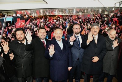 Esenyurt'ta AK Parti Adayına Destek İstifası