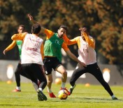 SİNAN GÜMÜŞ - Galatasaray, Malatyaspor Hazırlıklarını Sürdürdü