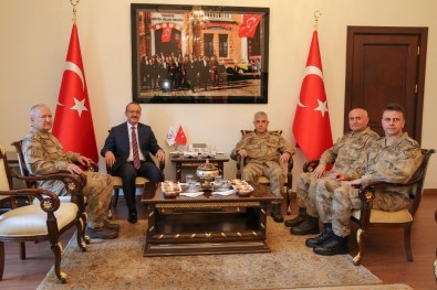 Jandarma Genel Komutanı Orgeneral Çetin, Ordu'da Birlikleri Denetledi