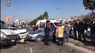 Kartal'da Trafik Kazası Açıklaması 1 Yaralı