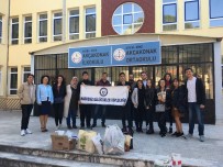 KIRTASİYE MALZEMESİ - Maskesiz Gülücükler Topluluğu Öğrencilerinden Akçakonaklı Miniklere Kitap