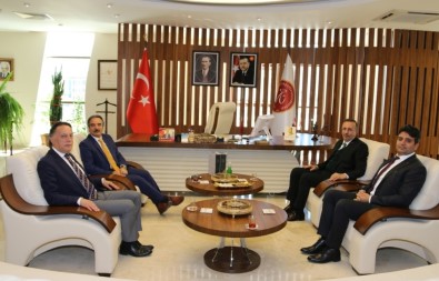 Nevşehir Belediye Başkanı Seçen'den Rektör Bağlı'ya Veda Ziyareti