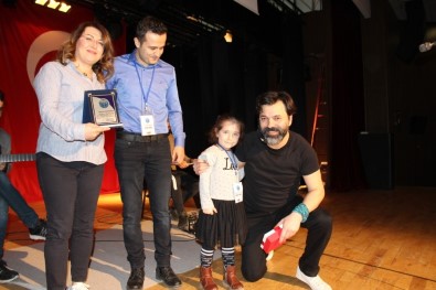 Onur Erol Trabzon'da Çocuklarla Buluştu
