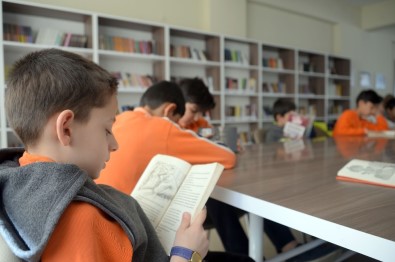 Osmangazi'den Kütüphaneler Haftası Etkinliği