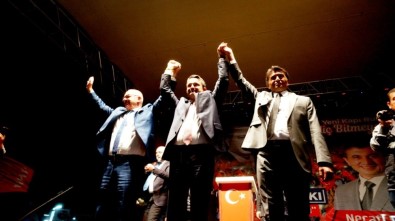 Bakan Pakdemirli Sarıgöl'de CHP'yi Eleştirdi