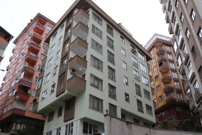 Satın Aldıkları Dairelerin Başkalarına Da Satıldığını Öğrenince Büyük Şok Yaşadılar