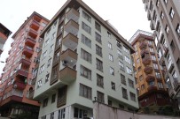 AHMET ÇELIK - Satın Aldıkları Dairelerin Başkalarına Da Satıldığını Öğrenince Büyük Şok Yaşadılar