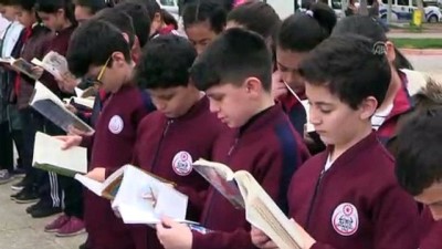 Vali Gül Çocuklarla Kitap Okudu