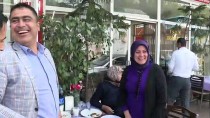 MENDERES TÜREL - Bakan Çavuşoğlu Antalya'da Şehir Turu Yaptı