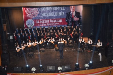 Efeler Belediyesi THM Korosu Mest Etti