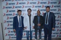 Iraklı Imad Hasan'ın 5 Yıllık Böbrek Taşı Sancısından Kapalı Operasyonla Kurtuldu