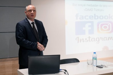 Kapadokya Üniversitesi Öğrencilerine Yurtdışı Eğitim Semineri Verildi