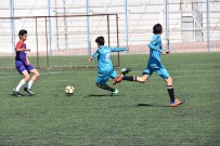 NURETTIN ÖZTÜRK - Ortaokullar Arası Futbol Turnuvası Başladı