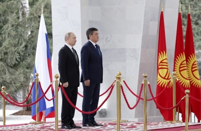 Putin, Kırgızistan'da
