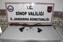 KURUSIKI TABANCA - Tarihi Eser Kaçakçıları Yakalandı