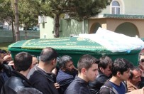 SIVAS CUMHURIYET ÜNIVERSITESI - Üniversiteli Şeyma tabutundaki duvağıyla son yolculuğuna uğurlandı