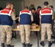 Van'da 56 Kaçak Göçmen Yakaladı